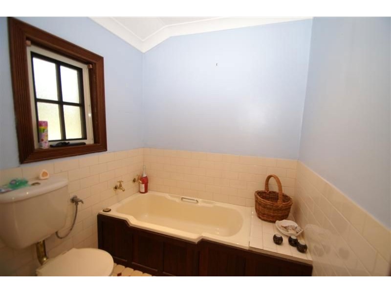 71 Kitchener Avenue, Victoria Park WA 6100