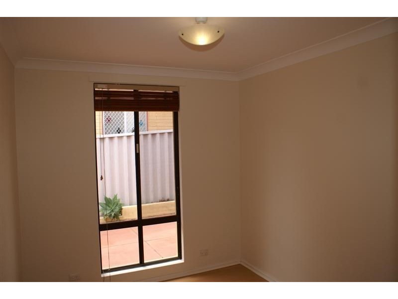 3 Eileen St, Bassendean WA 6054