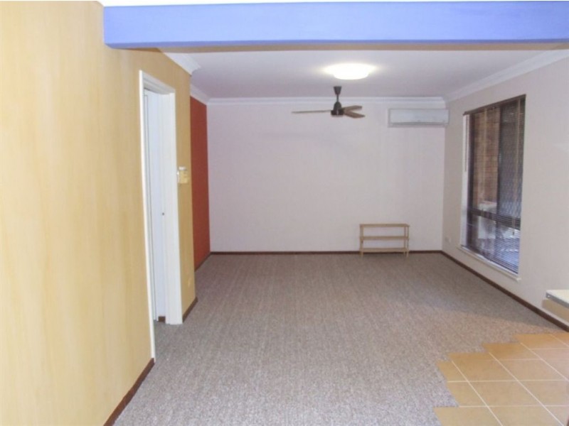 22/8 Gwenyfred Road, Kensington WA 6151