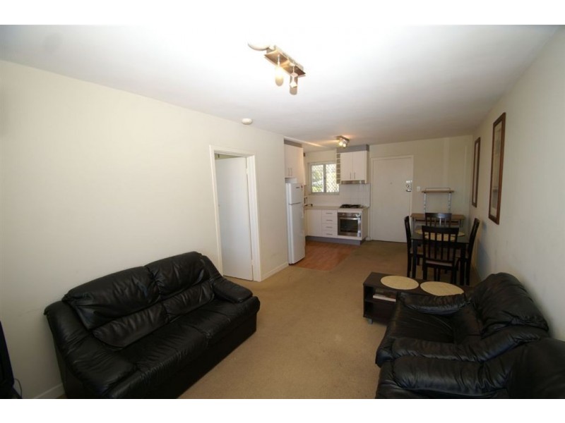 6/11 King George Street, Victoria Park WA 6100