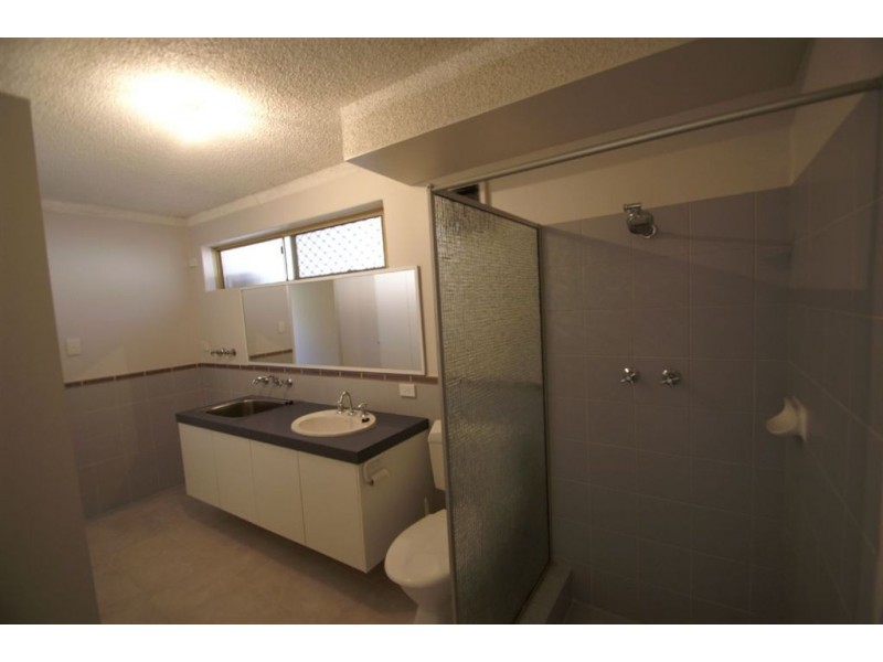 1/2 Mitchell Street, Bentley WA 6102