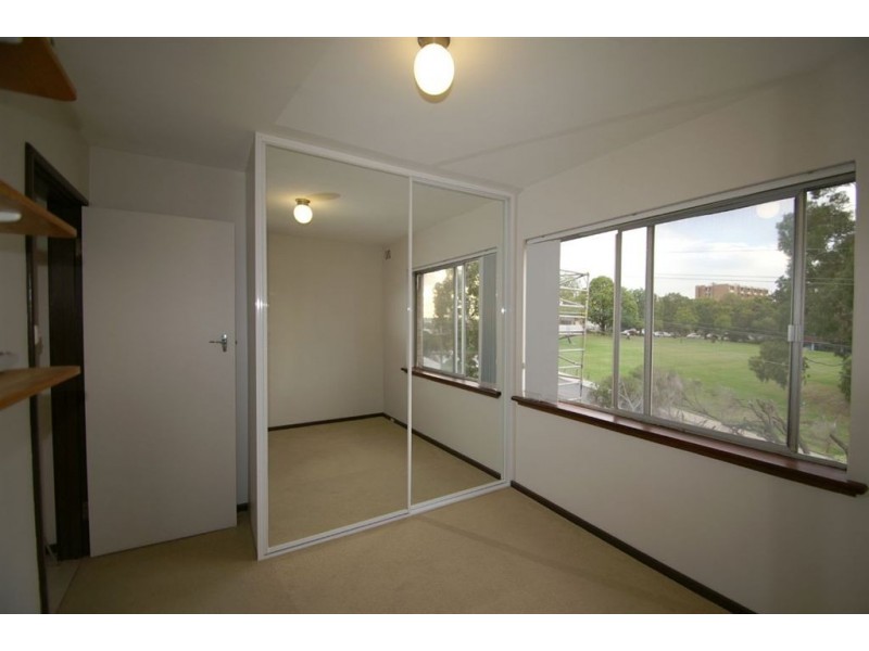 17/59 King George Street, Victoria Park WA 6100