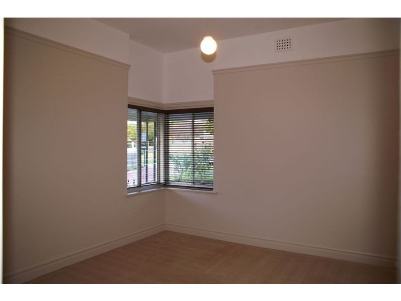 31 HAMPTON STREET, Burswood WA 6100