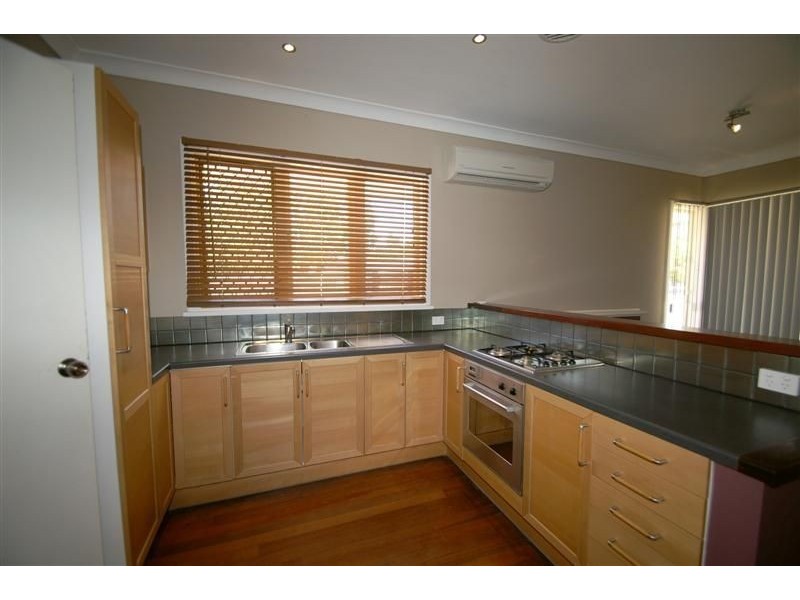 1 Bowkett Street, Redcliffe WA 6104