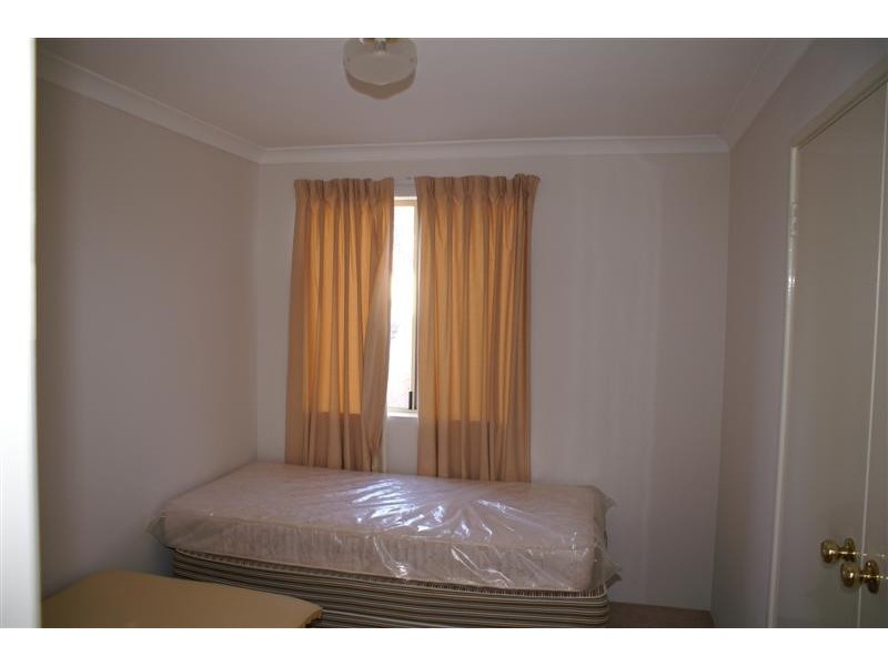 7/12 King George Street, Victoria Park WA 6100