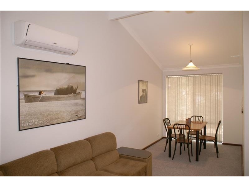 2/116 Swansea Street, East Victoria Park WA 6101