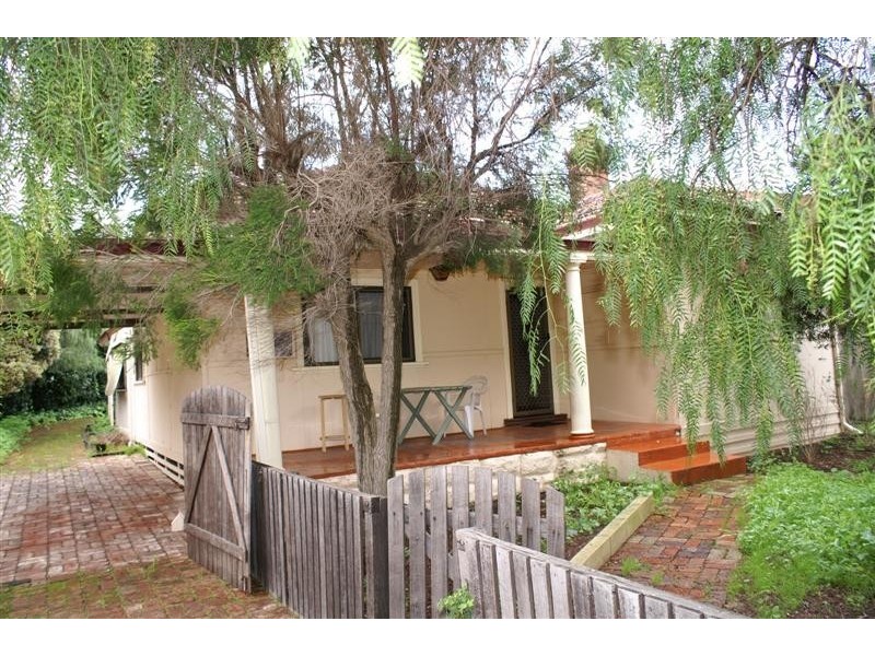 7 Surrey Road, Rivervale WA 6103