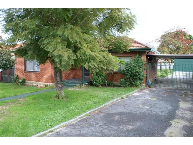 431 Berwick Street, St James WA 6102