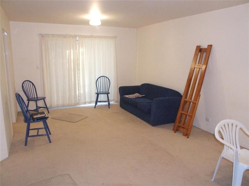 2/12 McMaster Street, Victoria Park WA 6100