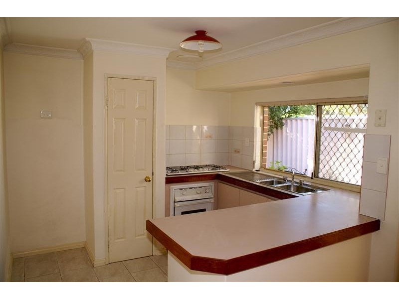 2/36 Swansea St, East Victoria Park WA 6101