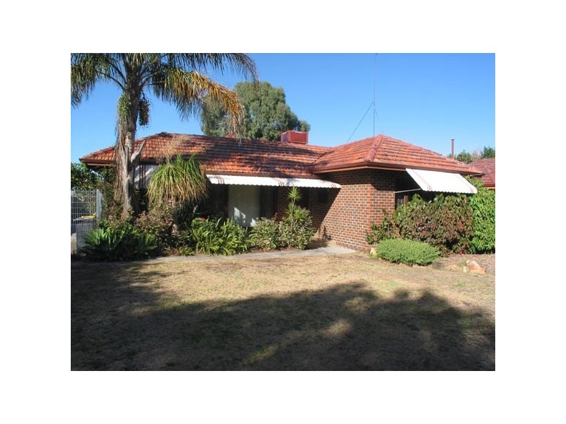 294 Keymer St, Cloverdale WA 6105