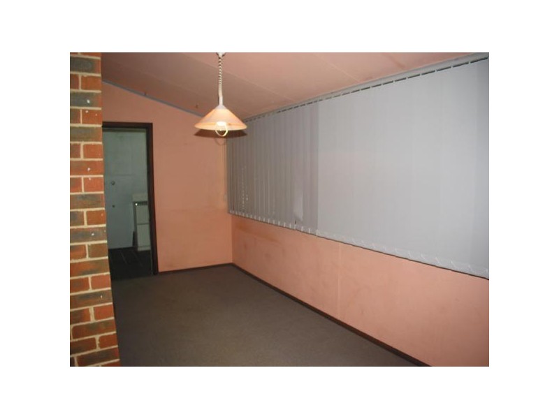 294 Keymer St, Cloverdale WA 6105