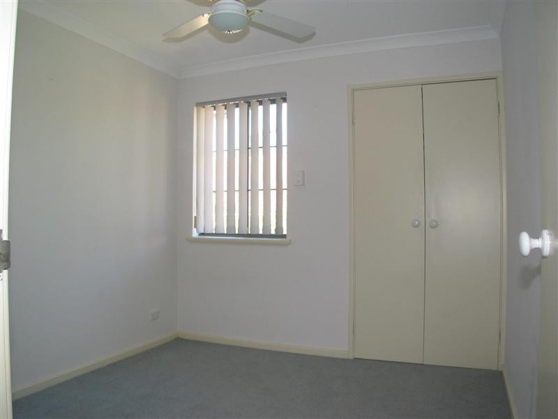 2/19 McMillian St, Victoria Park WA 6100