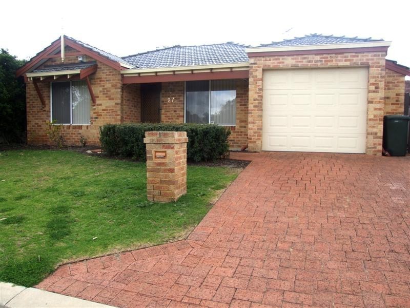 27 Petrel Cl, Wilson WA 6107