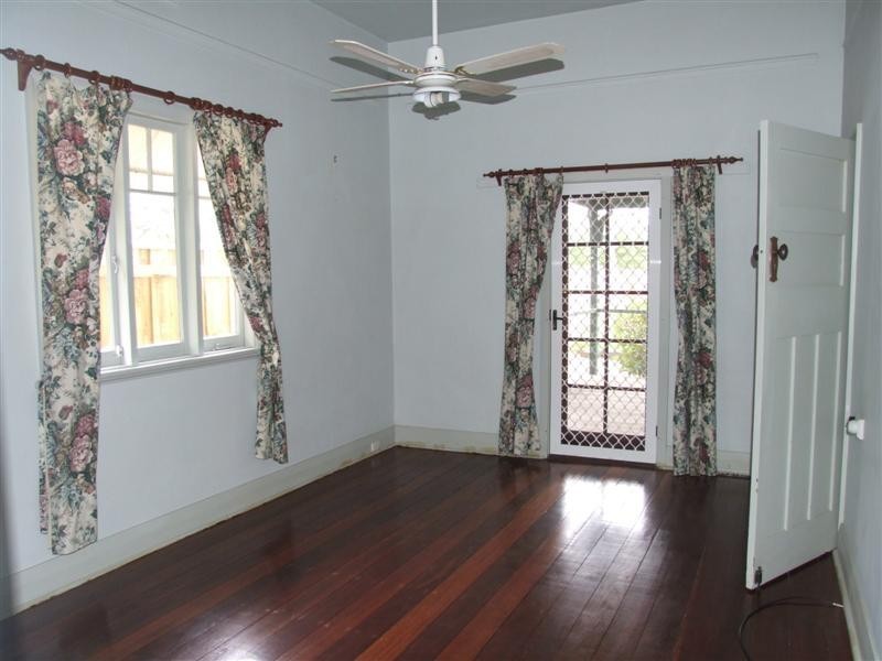 76 Kent Street, Victoria Park WA 6100