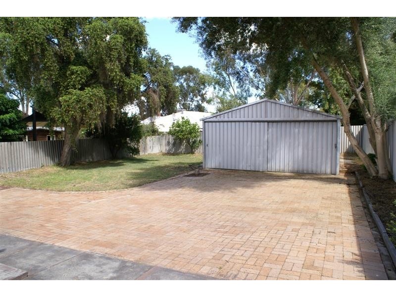 73 Esperance Street, East Victoria Park WA 6101