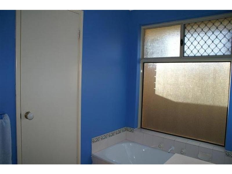 1/19 Warwick Street, St James WA 6102