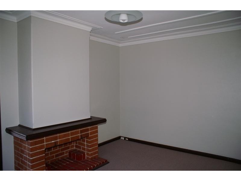 6 Bush Street, St James WA 6102