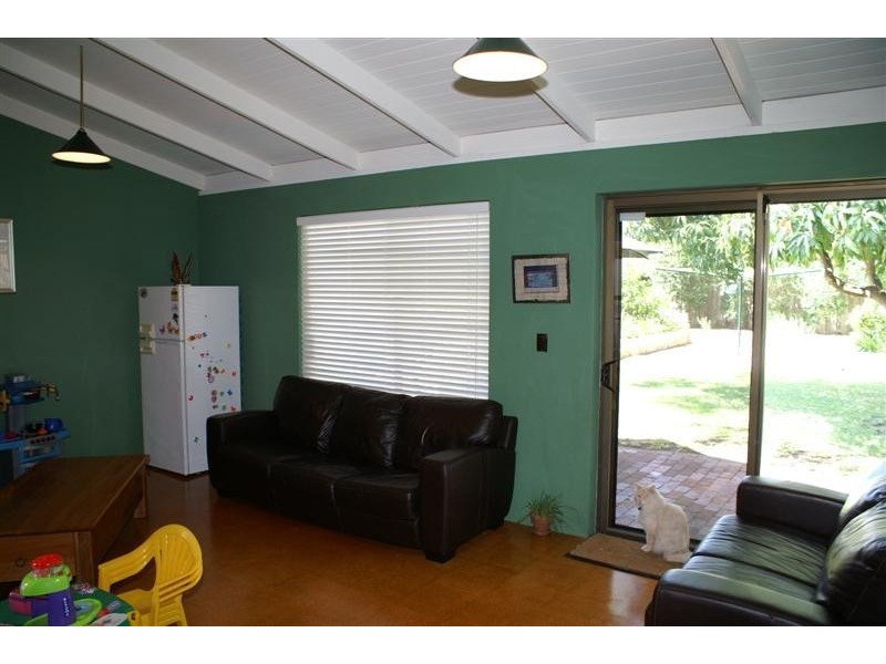 9 Benporath St, Burswood WA 6100