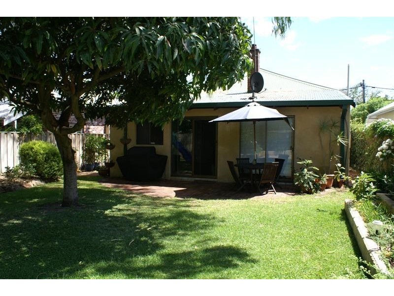 9 Benporath St, Burswood WA 6100