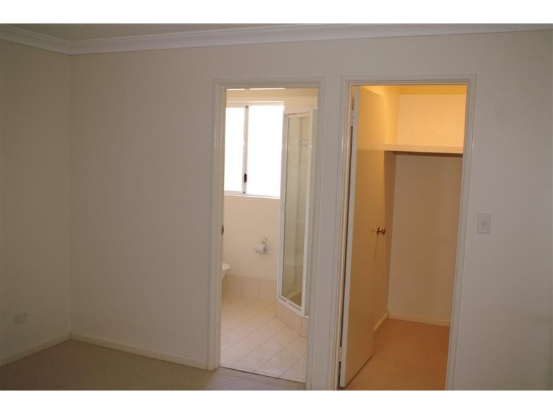 6 Heirisson Way, Victoria Park WA 6100