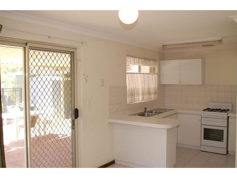 6A Bishopsgate St, Lathlain WA 6100