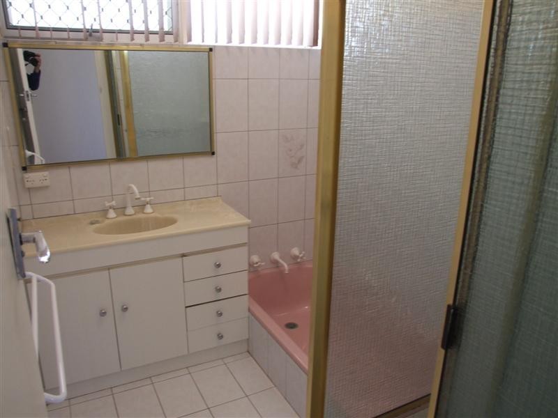 5 Beverley, Cloverdale WA 6105