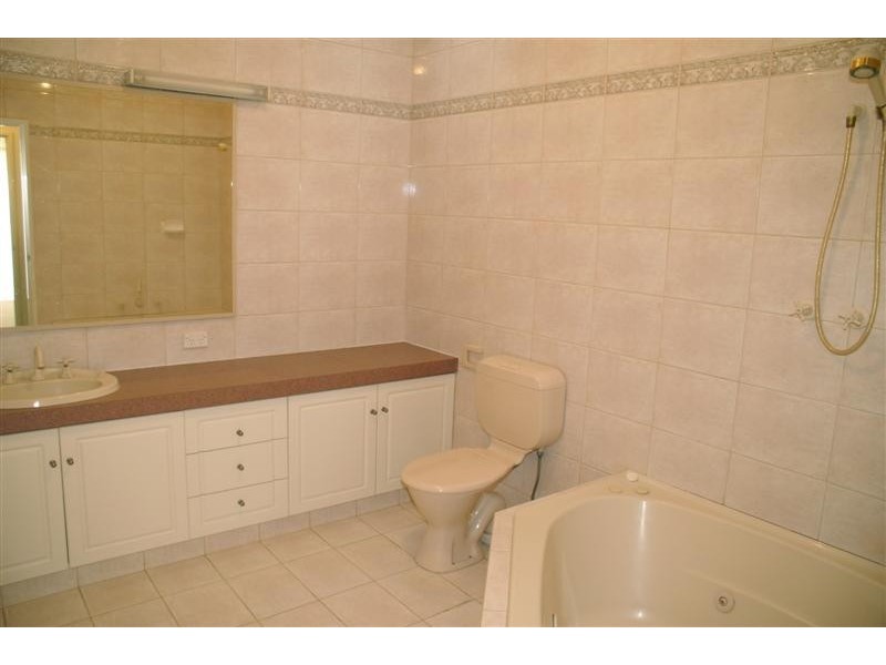 1 E Clydesdale St, Burswood WA 6100