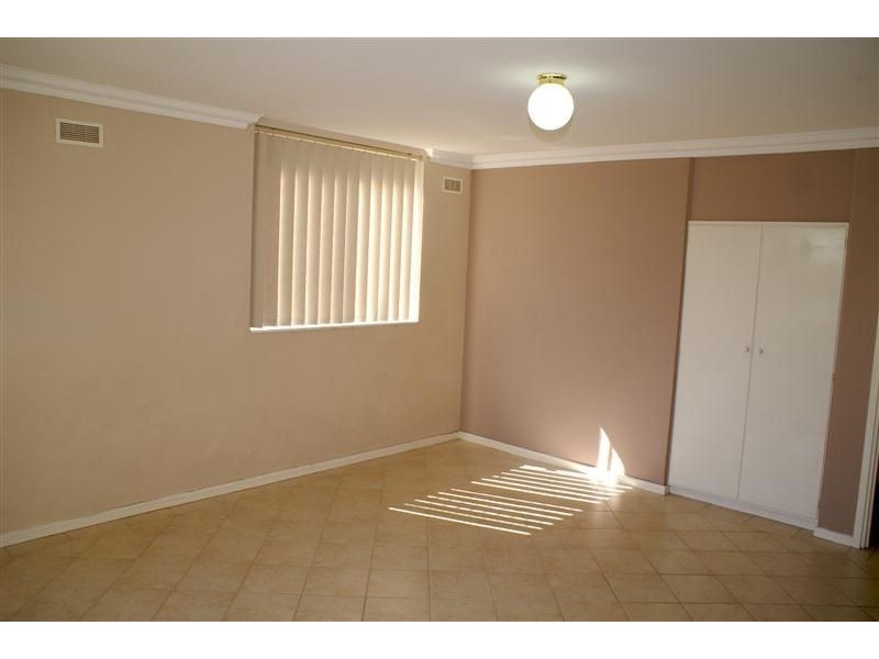 4/45 Leonard Street, Victoria Park WA 6100