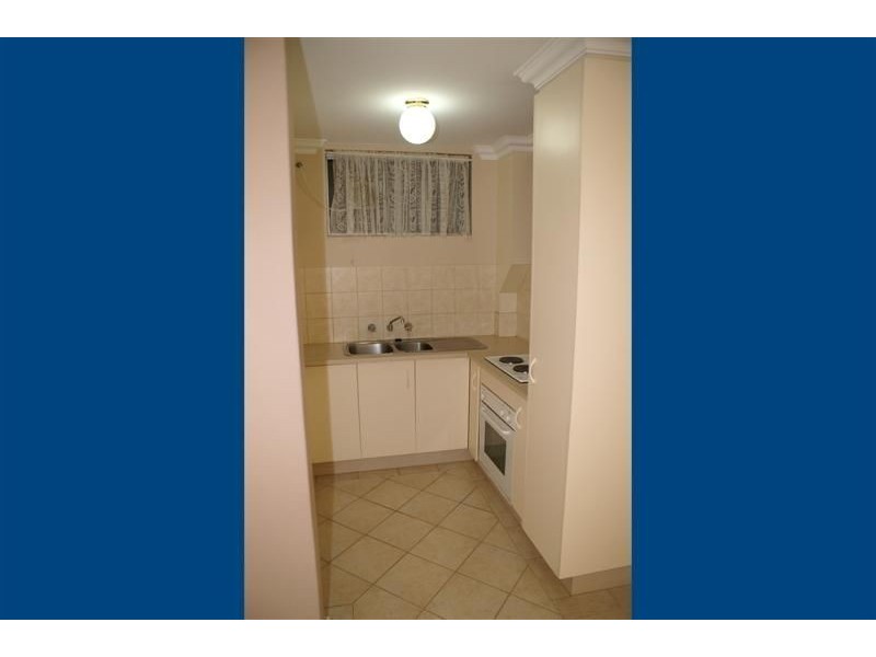 4/45 Leonard Street, Victoria Park WA 6100