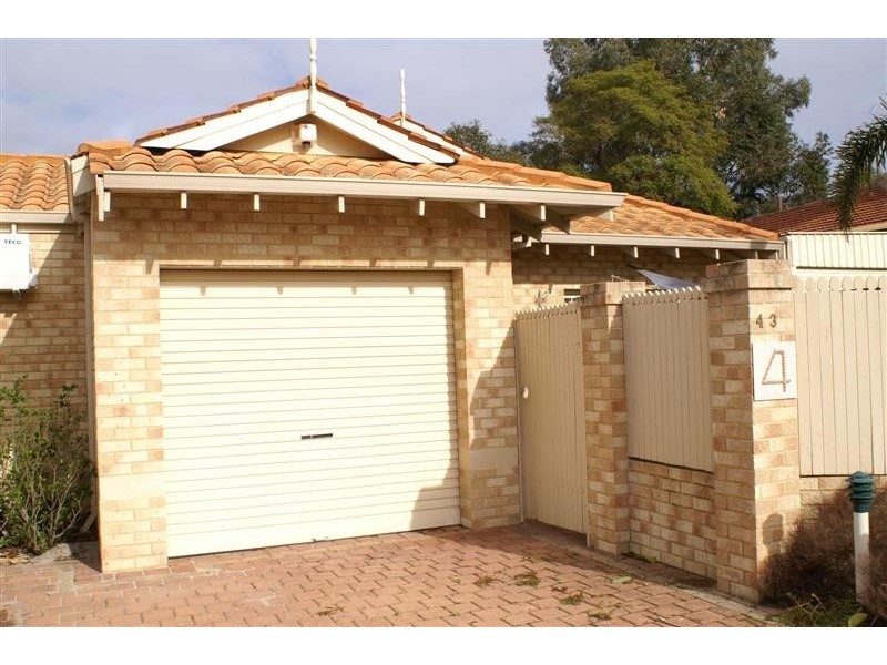 4/43 Pitt Street, St James WA 6102