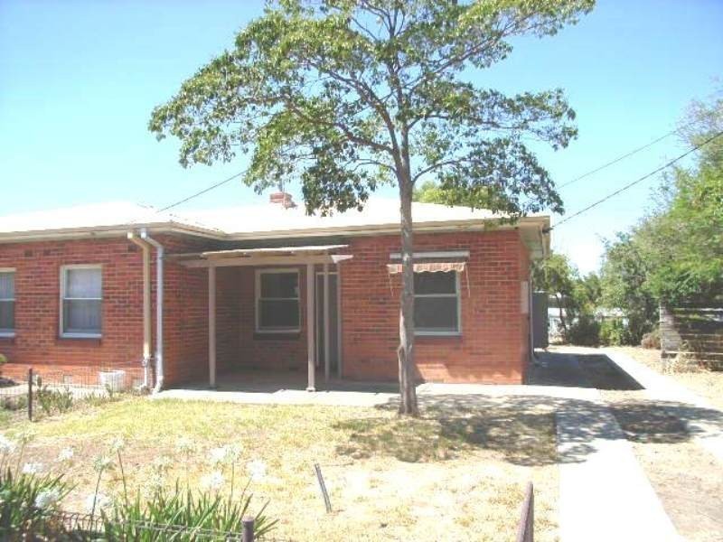 32 Weroona Avenue, Park Holme SA 5043