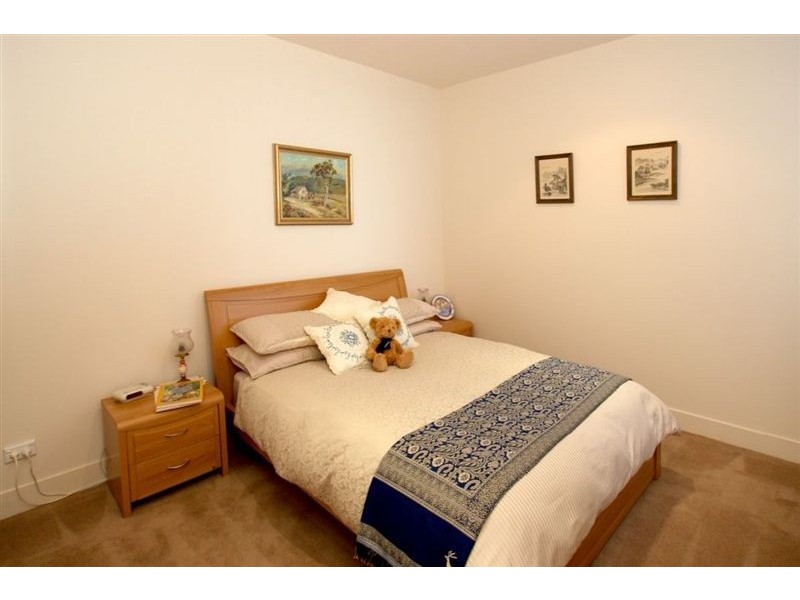 2.2/8-9 North Esplanade, Glenelg North SA 5045