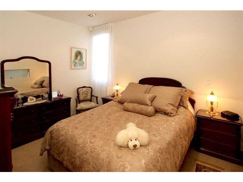 2.2/8-9 North Esplanade, Glenelg North SA 5045