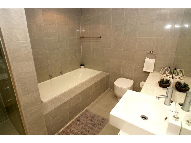 2.2/8-9 North Esplanade, Glenelg North SA 5045