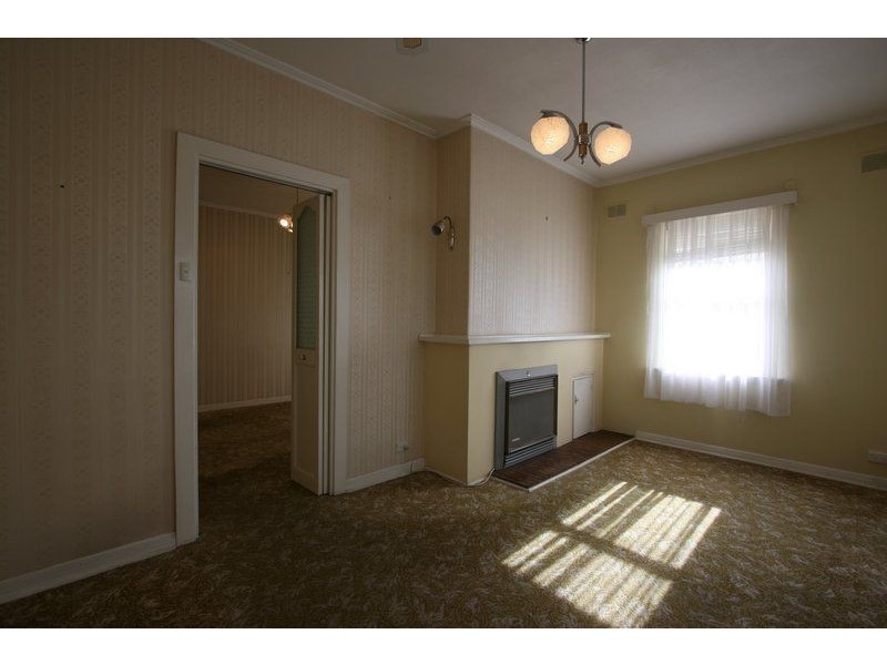 63 Pine Avenue, Glenelg North SA 5045