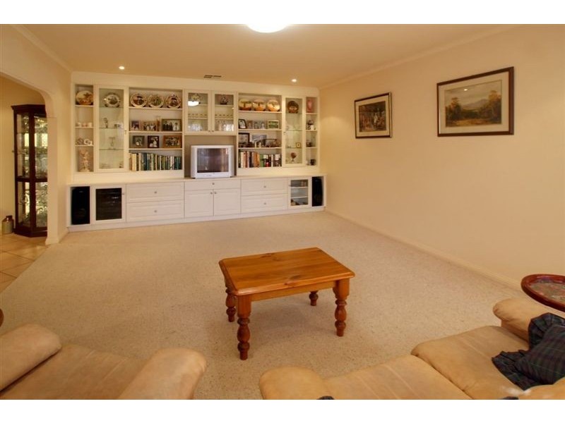 4 Alexander Court, Novar Gardens SA 5040