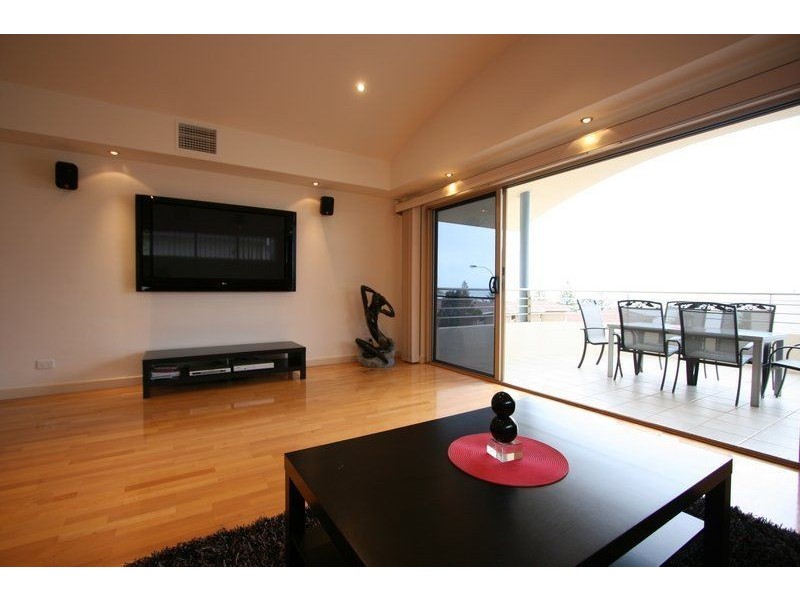 56A Wheatland St, Seacliff SA 5049