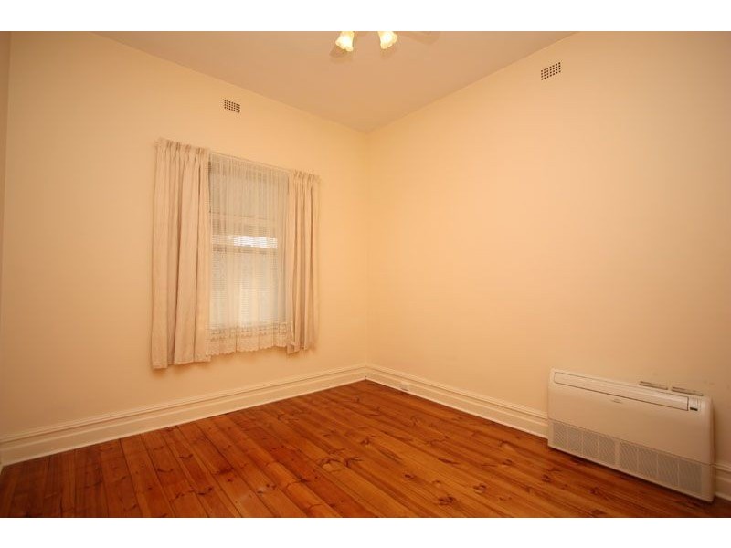 2 Mary Street, Glenelg North SA 5045