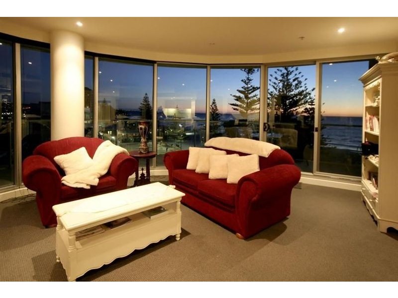 610/19 Holdfast Promenade, Glenelg SA 5045