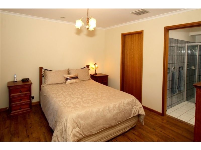 16 Simcock Street, West Beach SA 5024