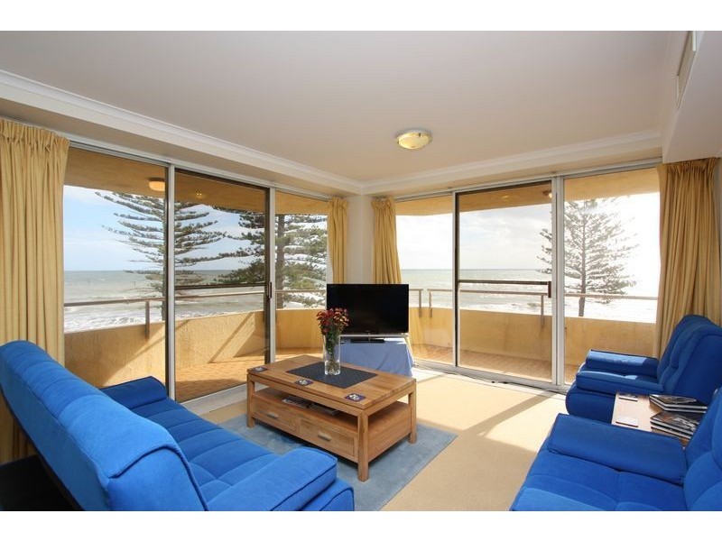 2c/13 North Esplanade, Glenelg North SA 5045