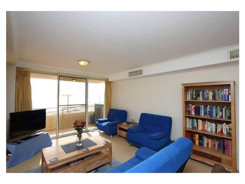 2c/13 North Esplanade, Glenelg North SA 5045