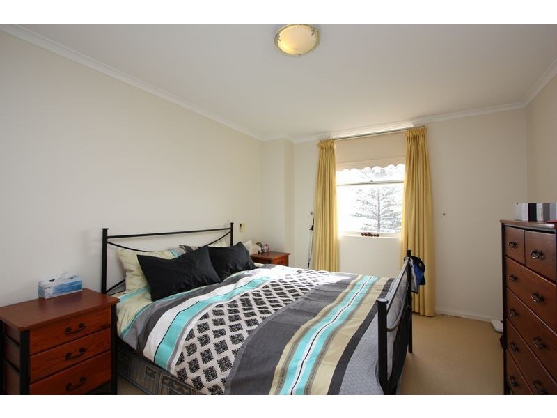 2c/13 North Esplanade, Glenelg North SA 5045