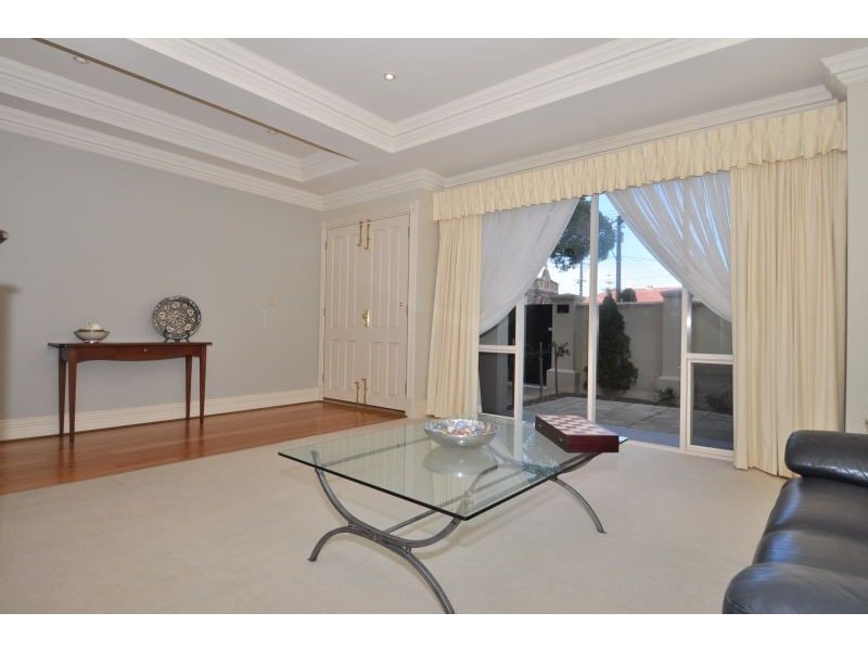 1-7 Torrens Square, Glenelg SA 5045