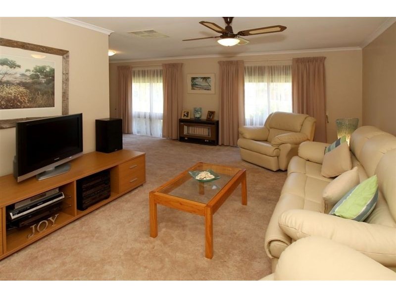 246 The Cove Road, Hallett Cove SA 5158