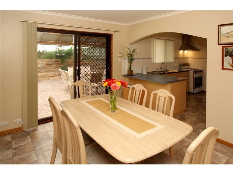 246 The Cove Road, Hallett Cove SA 5158