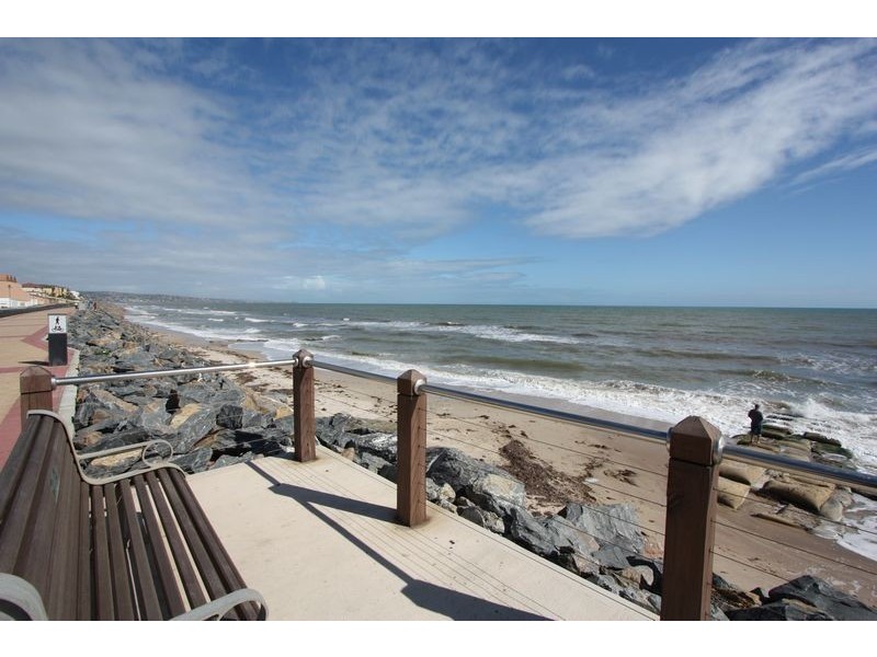 13 Yarrum Grove, Glenelg South SA 5045