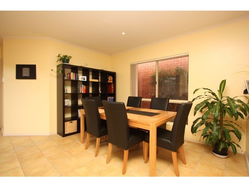 4/1 Mason Lane, Glenelg North SA 5045