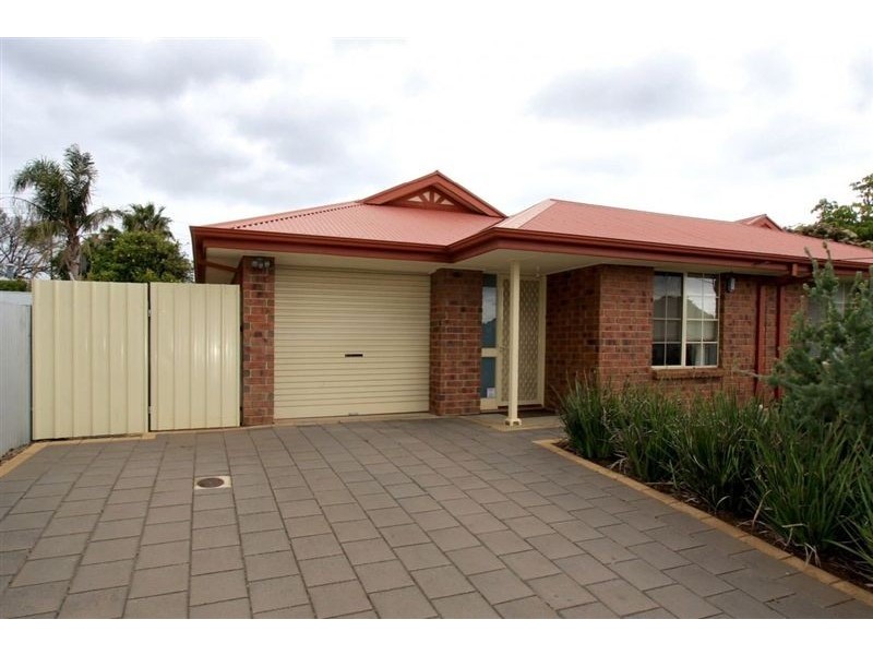 4 White Crescent, Seacombe Gardens SA 5047